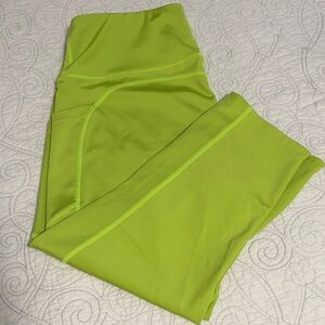 Vibrant Lime Green Capri Leggings w/side pockets